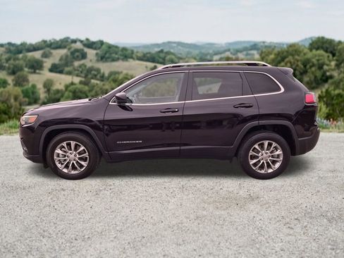 Used 2021 Jeep Cherokee Latitude Lux w/ Comfort/Convenience Group FWD image 5