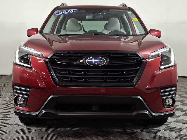 Used 2024 Subaru Forester Premium AWD/4WD image 5
