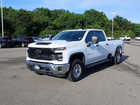 Certified 2025 Chevrolet Silverado 2500 W/T w/ WT/CX Safety Package AWD/4WD image 4