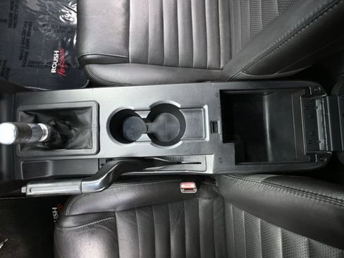 Used 2006 Ford Mustang GT Premium RWD image 33