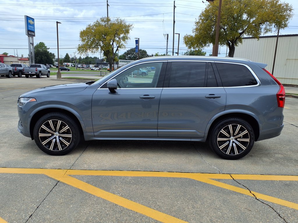 Used 2023 Volvo XC90 B5 Core w/ Protection Package Premier AWD/4WD image 9