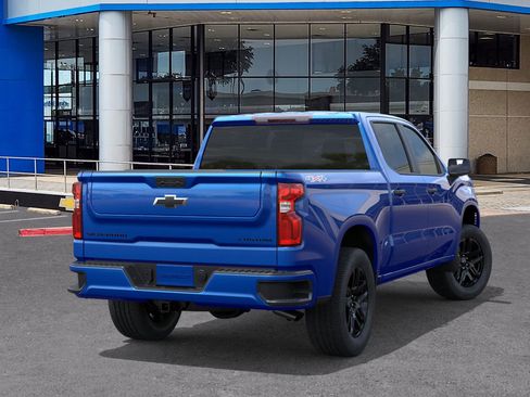 New 2026 Chevrolet Silverado 1500 Custom w/ LPO, Dark Essentials Package image 4