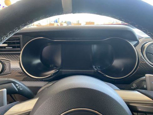 Used 2021 Ford Mustang Shelby GT500 w/ Technology Package image 21