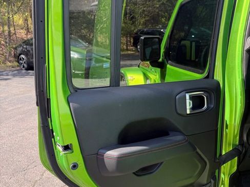 Used 2025 Jeep Gladiator Rubicon image 8