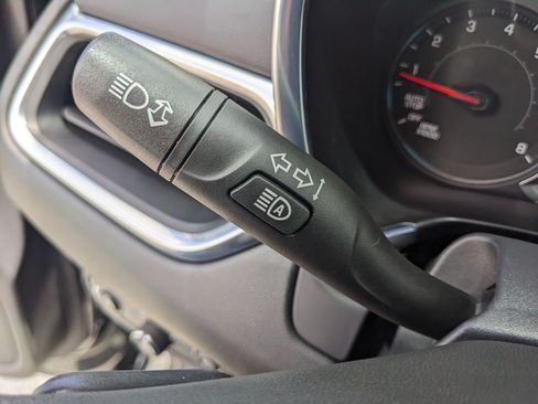 Used 2021 Chevrolet Equinox LT FWD image 31