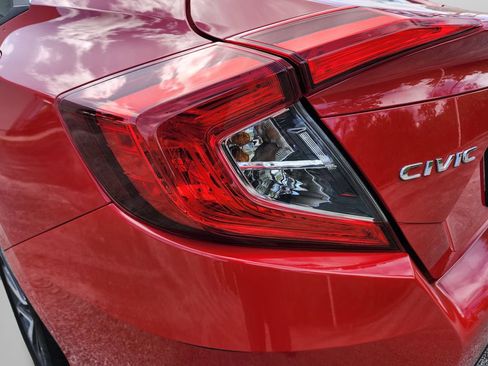 Certified 2018 Honda Civic EX image 14