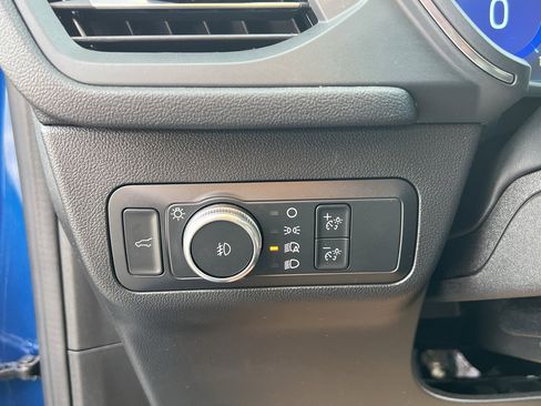 Used 2022 Ford Escape Titanium w/ Class II Trailer Tow Package image 14