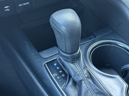 Used 2019 Toyota Camry LE image 20