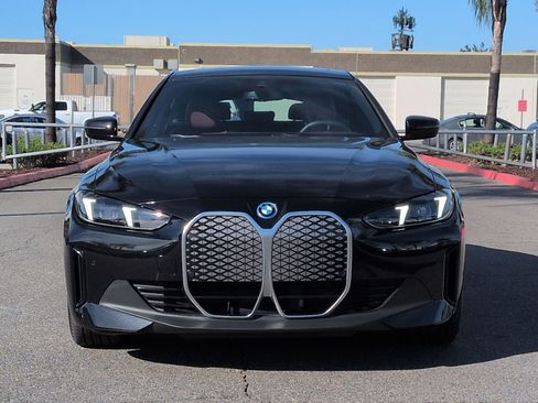 Used 2025 BMW i4 xDrive40i image 3
