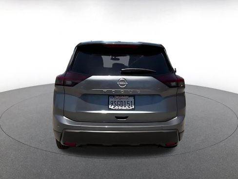 Used 2025 Nissan Rogue SV FWD image 7