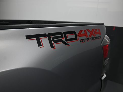 Certified 2021 Toyota Tacoma TRD Off-Road image 22