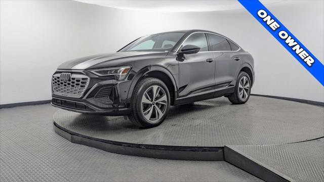 Used 2024 Audi Q8 e-tron Premium Plus w/ Premium Plus Package AWD/4WD image 2