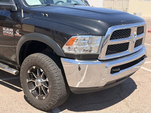 Used 2018 RAM 2500 Tradesman w/ Chrome Appearance Group AWD/4WD image 9