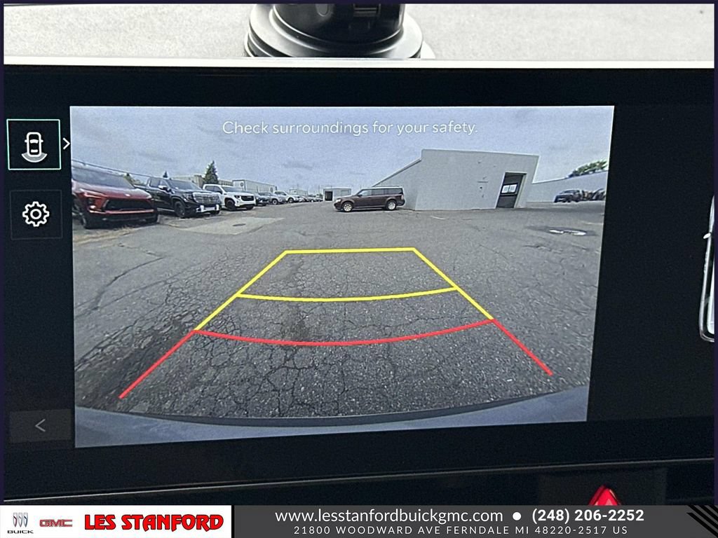 Used 2025 Kia Carnival EX FWD image 30