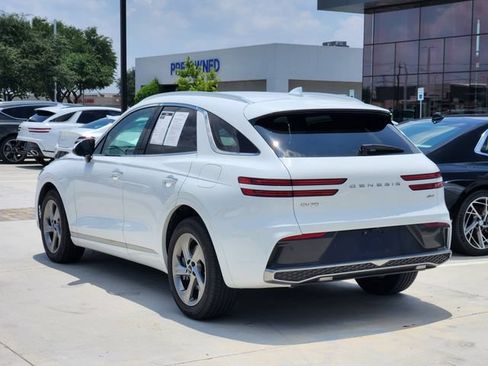 Used 2026 Genesis GV70 2.5T AWD/4WD image 3