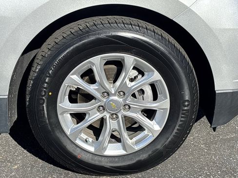 Used 2020 Chevrolet Equinox LS image 27