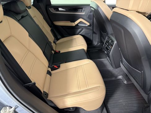Certified 2026 Porsche Cayenne Coupe AWD/4WD image 29
