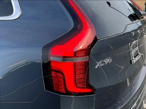 New 2026 Volvo XC90 B5 Plus w/ Protection Package image 25