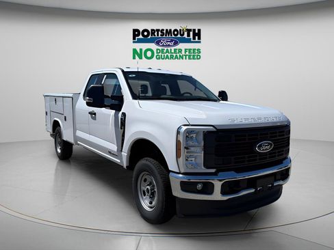 New 2025 Ford F250 XL w/ XL Chrome Package AWD/4WD image 26