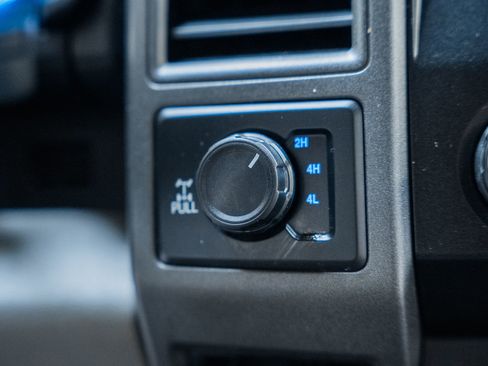 Used 2020 Ford F250 XL w/ STX Appearance Package image 30