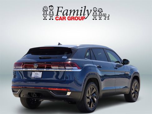 New 2026 Volkswagen Atlas Cross Sport SE image 4