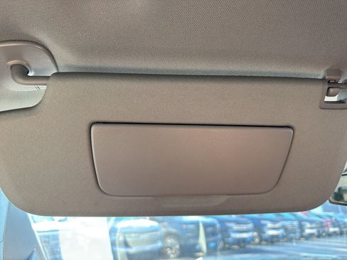 Used 2022 Chevrolet Silverado 1500 LT image 25