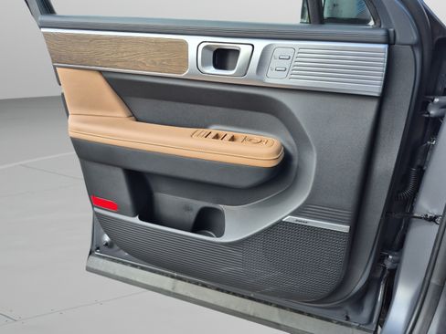 New 2027 Hyundai Santa Fe Calligraphy FWD image 28