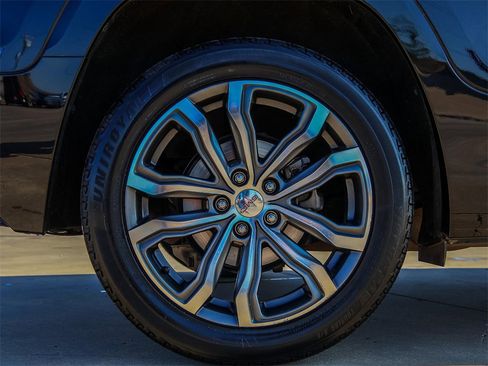 Used 2019 GMC Terrain Denali w/ Comfort Package image 9