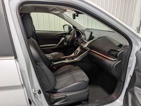 Used 2025 Mitsubishi Eclipse Cross SE AWD/4WD image 27