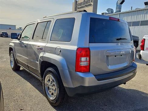 Used 2015 Jeep Patriot Sport w/ Power Value Group image 4