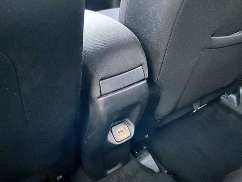 Used 2020 Jeep Renegade Latitude image 31