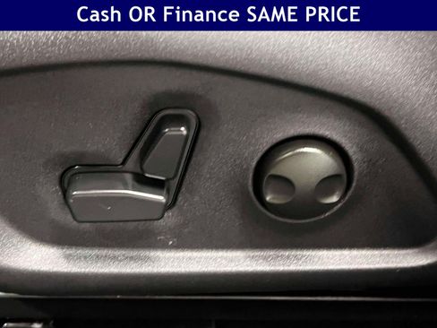 Used 2026 Jeep Compass Limited AWD/4WD image 19