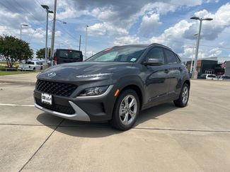 Used 2023 Hyundai Kona SEL image 1