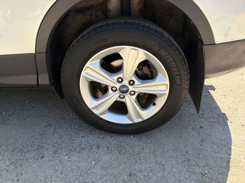 Used 2013 Ford Escape SE AWD/4WD image 30