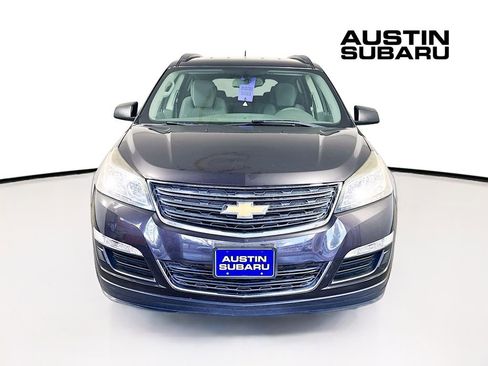 Used 2016 Chevrolet Traverse LS image 2