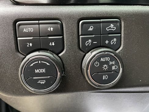 Used 2025 Chevrolet Silverado 1500 LTZ w/ LTZ Premium Package image 7