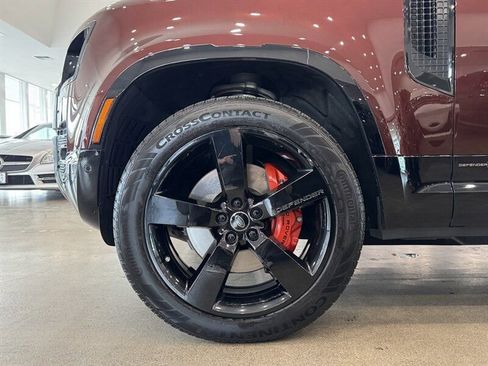 Used 2023 Land Rover Defender 130 X AWD/4WD image 46