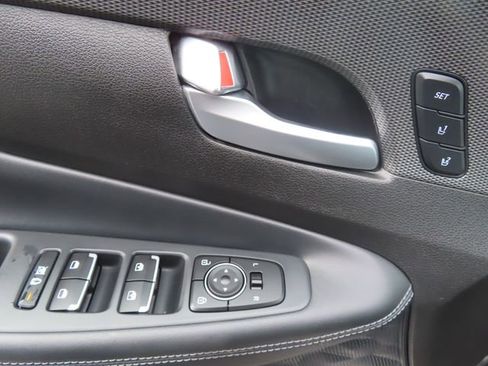 Used 2019 Hyundai Santa Fe AWD w/ Cargo Package image 13