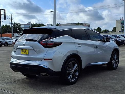 Used 2019 Nissan Murano Platinum w/ Cargo Package FWD image 2