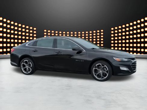 Used 2023 Chevrolet Malibu LT w/ Driver Confidence Package FWD image 9