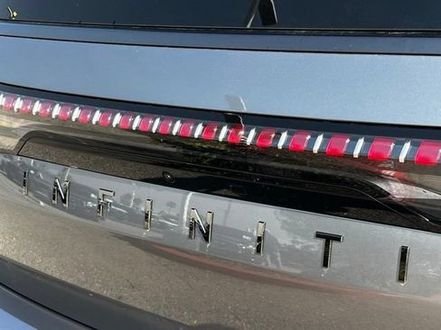 New 2026 INFINITI QX80 Autograph AWD/4WD image 32