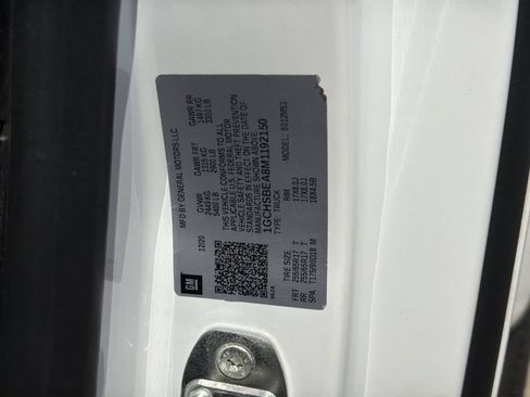 Used 2021 Chevrolet Colorado W/T w/ WT Convenience Package RWD image 4