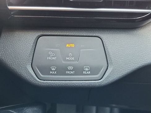 Used 2022 Volkswagen ID.4 Pro S w/ Gradient Package AWD/4WD image 33