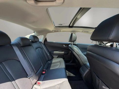 Used 2020 Kia Optima SE FWD image 26
