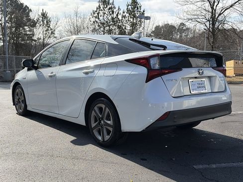 Used 2019 Toyota Prius Limited image 3
