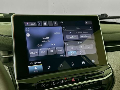 Certified 2024 Jeep Compass Latitude image 23