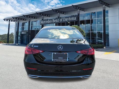 Used 2025 Mercedes-Benz C 300 Sedan image 5