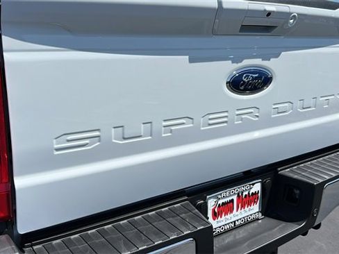 New 2025 Ford F350 Lariat image 13