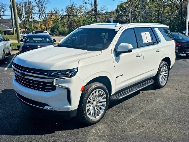 Used 2024 Chevrolet Tahoe LT w/ LT Signature Package AWD/4WD image 4