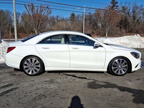 Used 2018 Mercedes-Benz CLA 250 4MATIC image 8